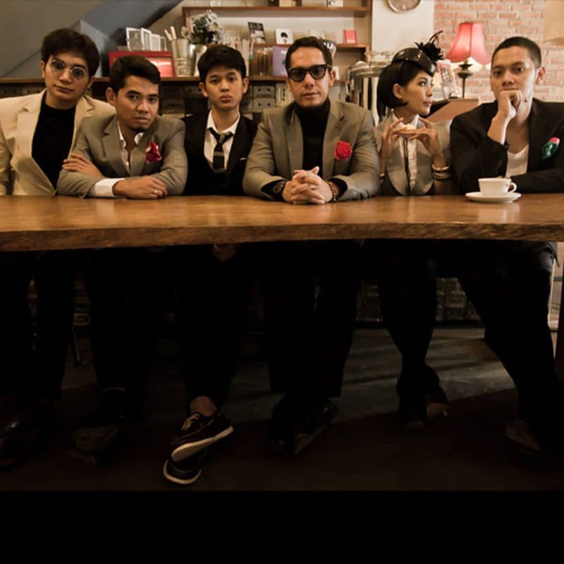 Maliq & d'Essentials