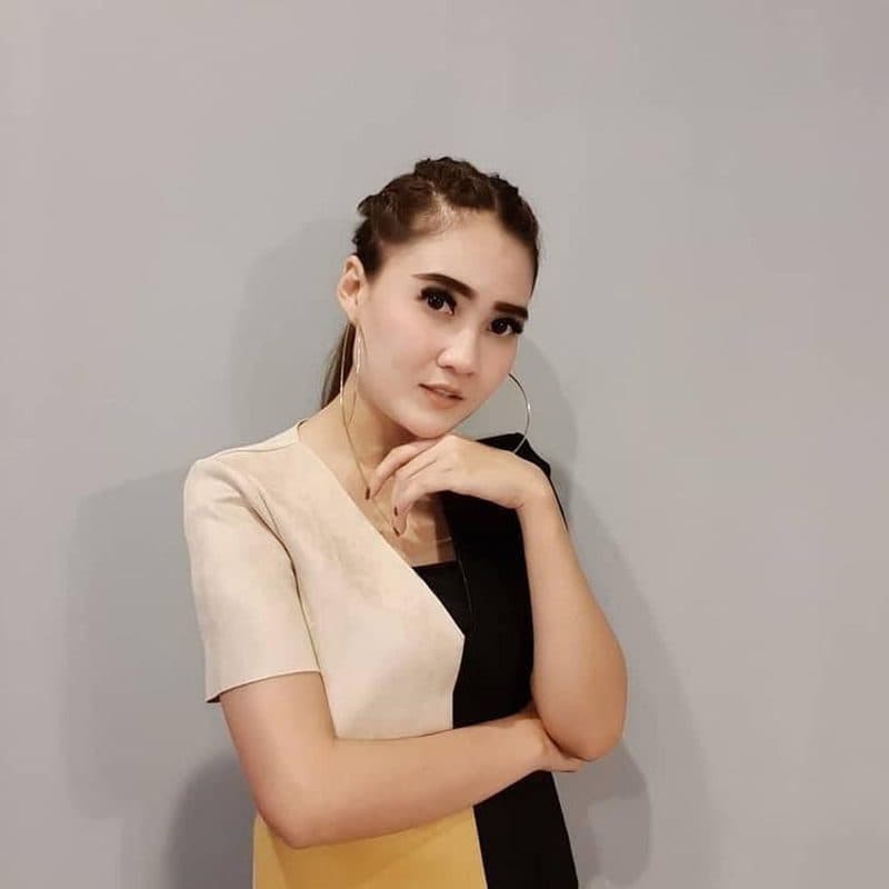 Nella Kharisma